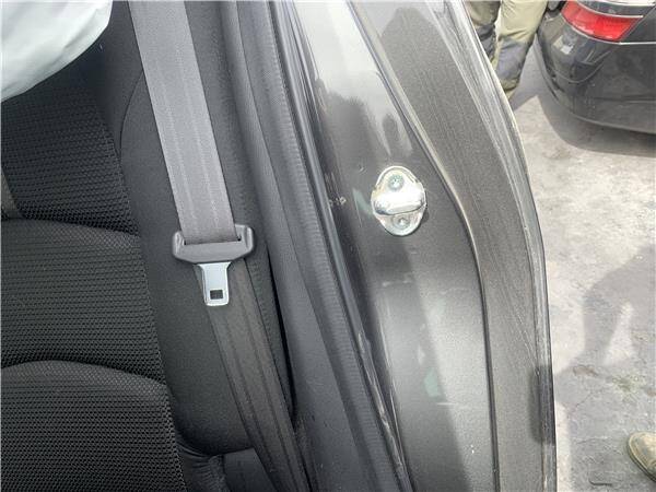 Cinturon seguridad tra. izdo. mazda no hay datos