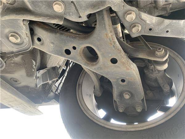 Brazo suspension del. izdo. toyota no hay datos