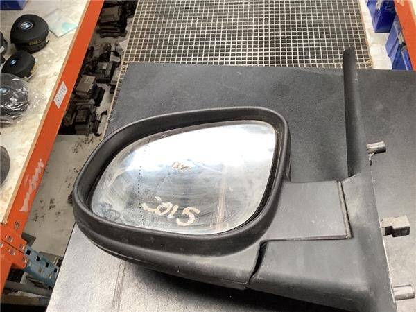 Retrovisor izdo. renault no hay datos