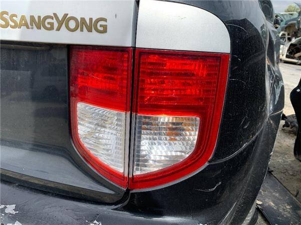 Piloto tra. dcho. ssangyong no hay datos