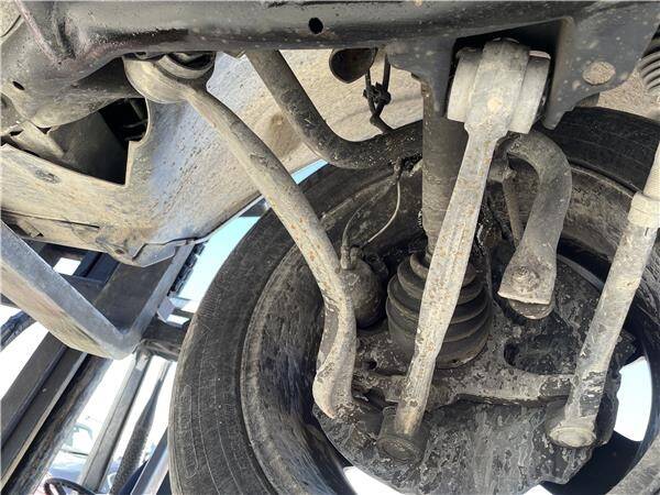 Brazo suspension del. izdo. land rover no hay datos