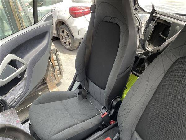 Asiento del. dcho. smart fortwo coupe (11.2014->)