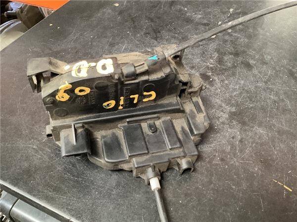 Cerradura puerta del. dcha. renault clio iii