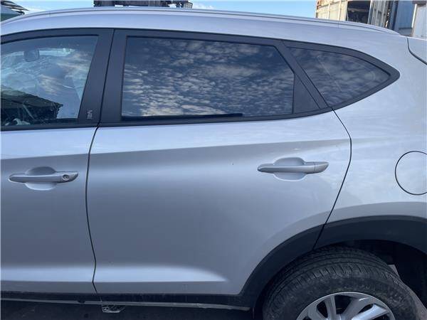 Puerta tra. izda. hyundai tucson (tl)(2014->)