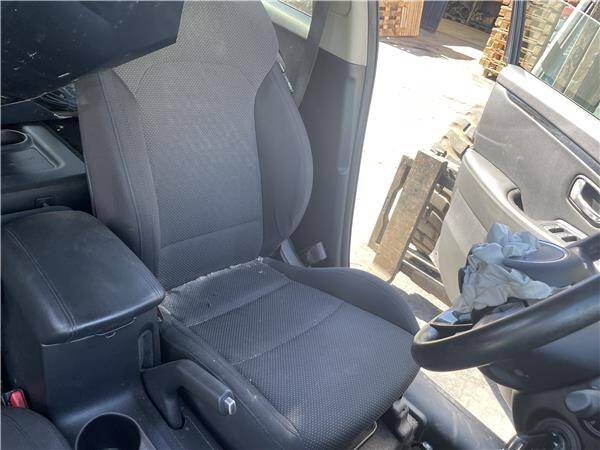 Asiento del. izdo. kia carens (rp)(2013->)