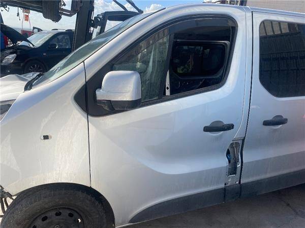 Puerta del. izda. renault trafic iii combi (08.2014->)