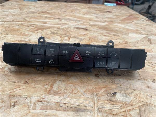 Interruptor luces emergencia mercedes-benz vito kombi (639)(06.2003->)