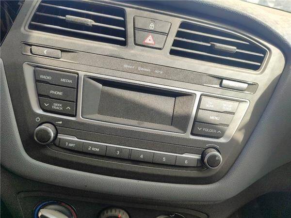 Radio / cd hyundai i20 active (gb)(2015->)