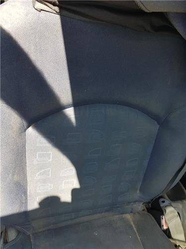 Asiento del. dcho. peugeot no hay datos