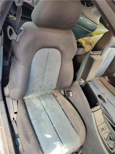 Asiento del. dcho. mercedes-benz clk (bm 208) coupe (03.1997->)