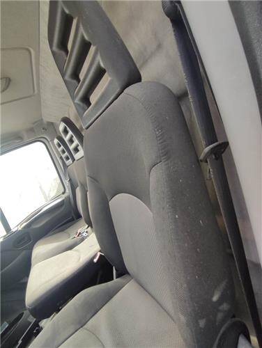 Asiento del. izdo. iveco daily conf. paquetería (sommer)(2011->)