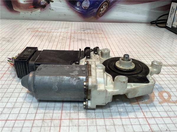 Motor elevalunas del. izdo. volkswagen golf iv berlina (1j1)(1997->)