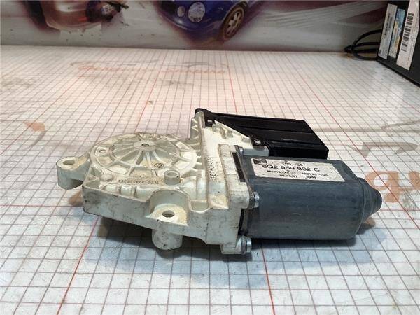 Motor elevalunas del. izdo. seat ibiza (6l1)(04.2002->)