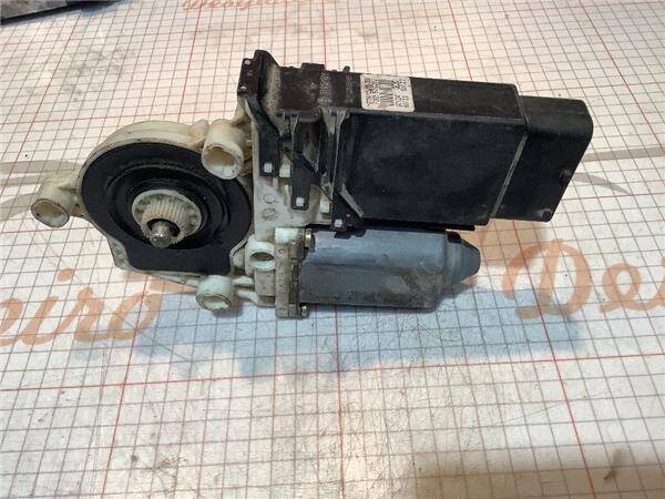 Motor elevalunas del. dcho. seat leon (1m1)(11.1999->)