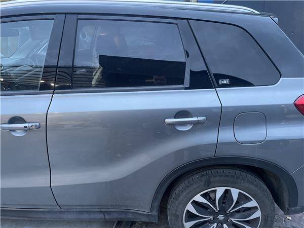 Puerta tra. izda. suzuki vitara (ly)(2015->)