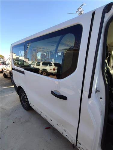 Puerta lat. corredera dcha. renault trafic iii combi (08.2014->)