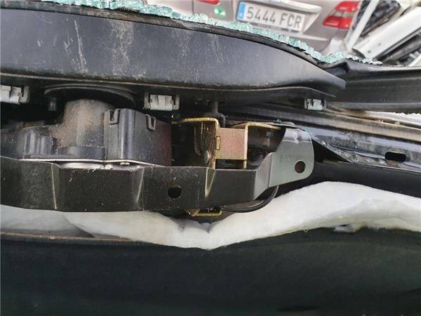 Cerradura porton volkswagen touareg (7l6)(12.2006->)