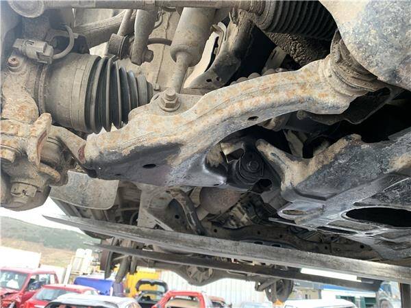 Brazo inferior del. dcho. toyota land cruiser (j12)(2003->)