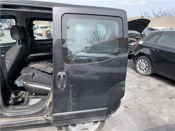 Puerta lat. corredera izda. fiat qubo (300)(2008->)