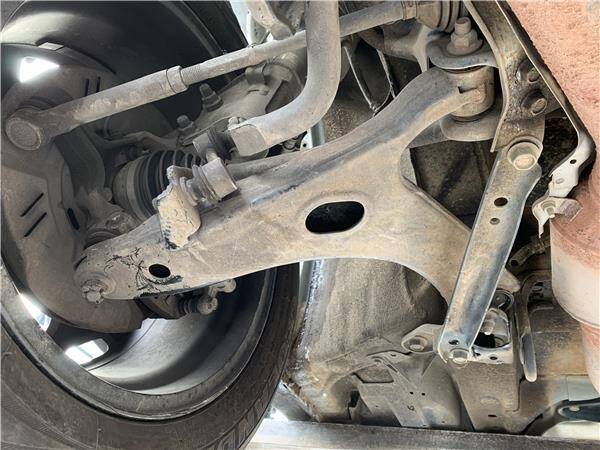 Brazo inferior del. dcho. subaru xv (g33/g43)(2011->)