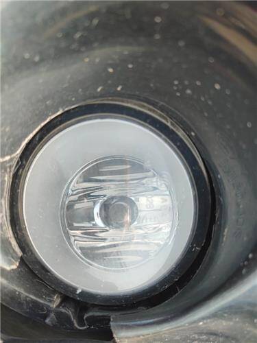 Faro antiniebla izdo. toyota rav4 (a3)(2005->)