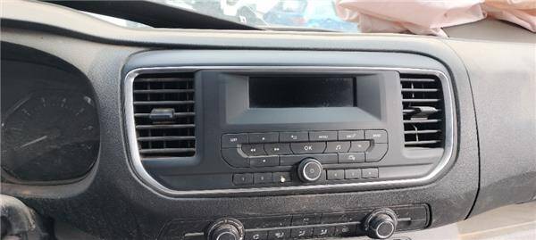 Radio / cd peugeot expert furgón (05.2016->)