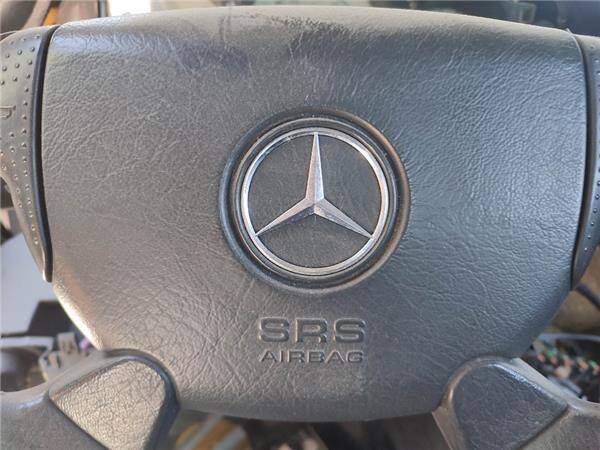 Airbag volante mercedes-benz no hay datos