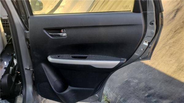 Guarnecido puerta tra. dcha. suzuki vitara (ly)(2015->)