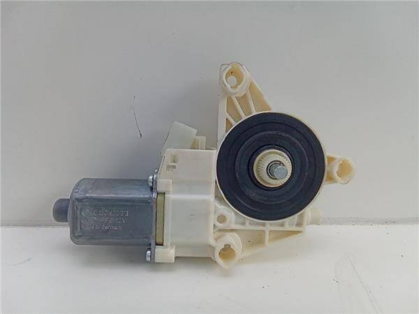 Motor elevalunas del. dcho. mercedes-benz v -clase combi (447)(01.2014->)