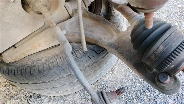 Brazo suspension del. dcho. nissan interstar (x70)(11.2003->)