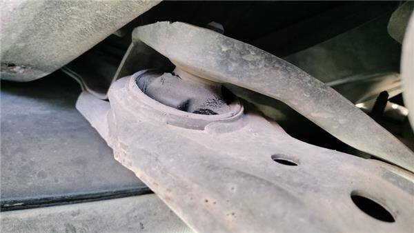 Brazo suspension del. dcho. volkswagen golf iv berlina (1j1)(1997->)