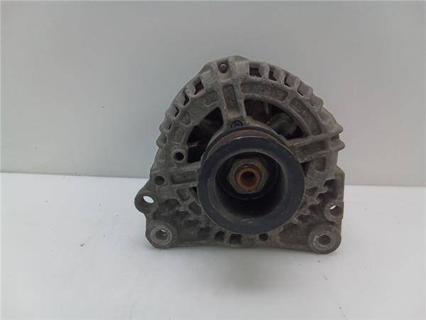 Alternador nissan cabstar caja/chasis (f22)