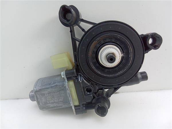 Motor elevalunas del. izdo. volkswagen golf viii variant (cg5)(09.2020->)