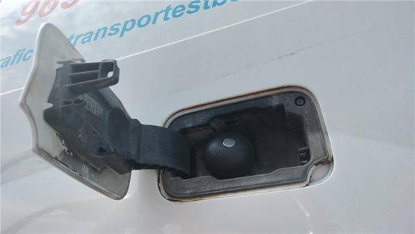 Tapa exterior combustible renault kangoo ii (f/kw0)(2008->)