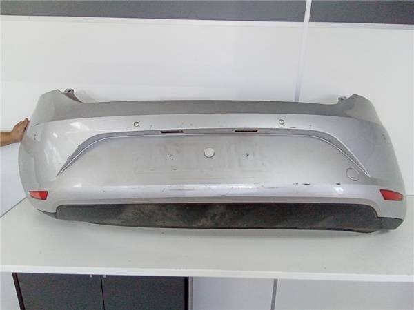 Paragolpes tra. seat leon (5f1)(09.2012->)