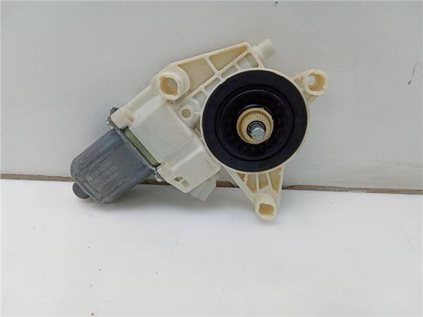 Motor elevalunas del. izdo. mercedes-benz vito furgón (447)(07.2014->)