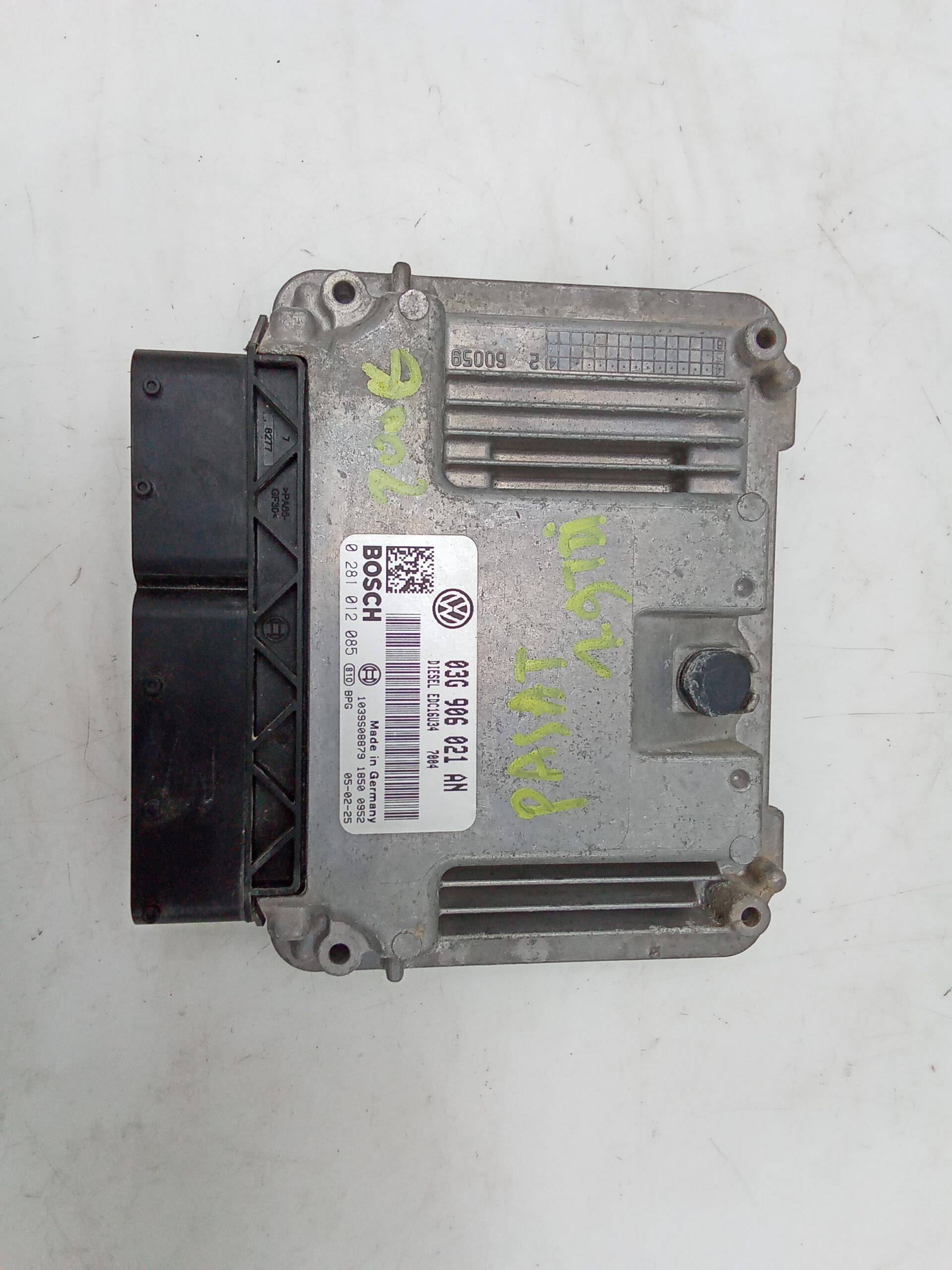 Centralita motor ecu volkswagen passat berlina (3b3)(2000->)