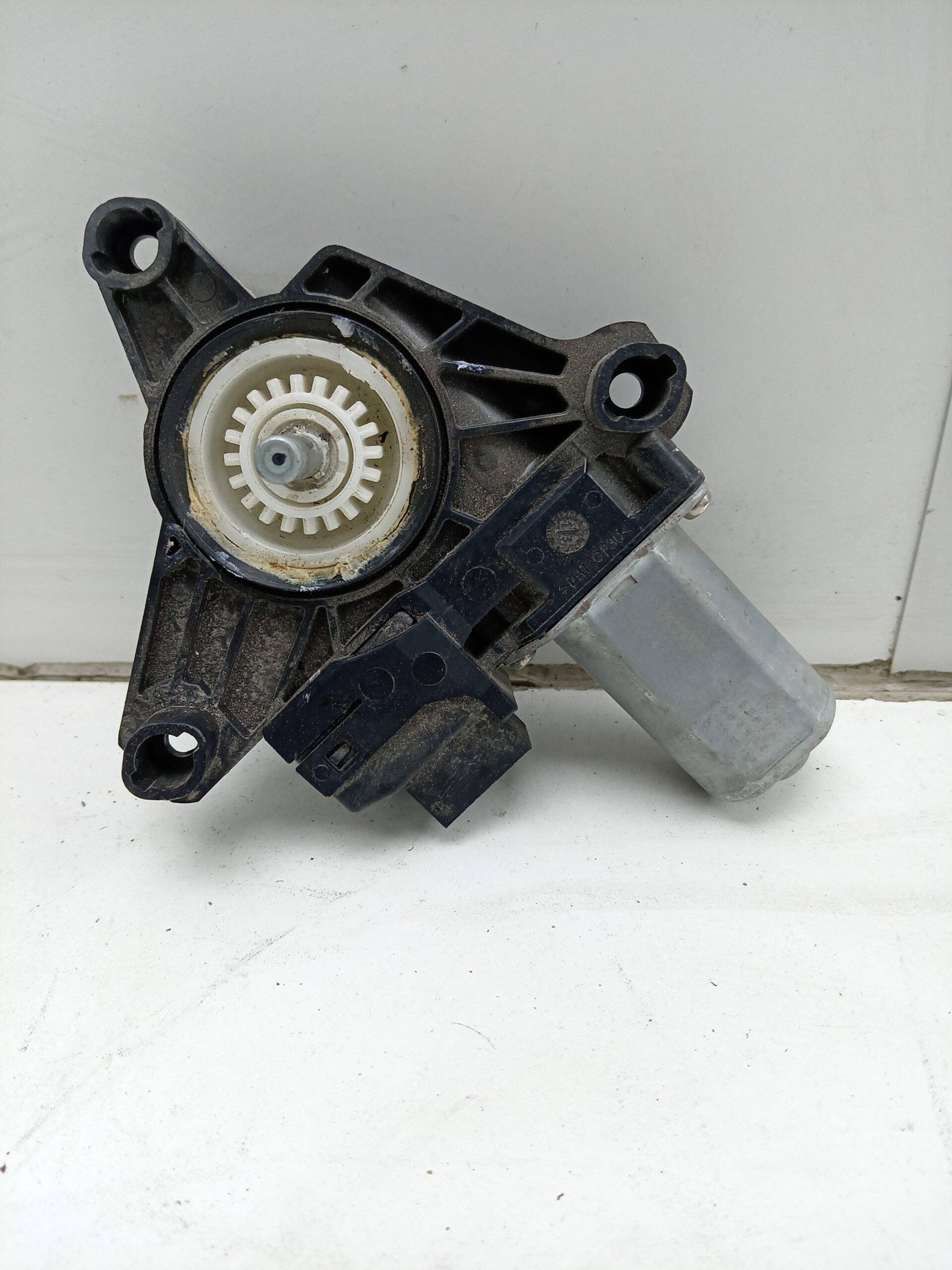 Motor elevalunas trasero derecho mercedes-benz clase b (bm 246)(11.2011->)