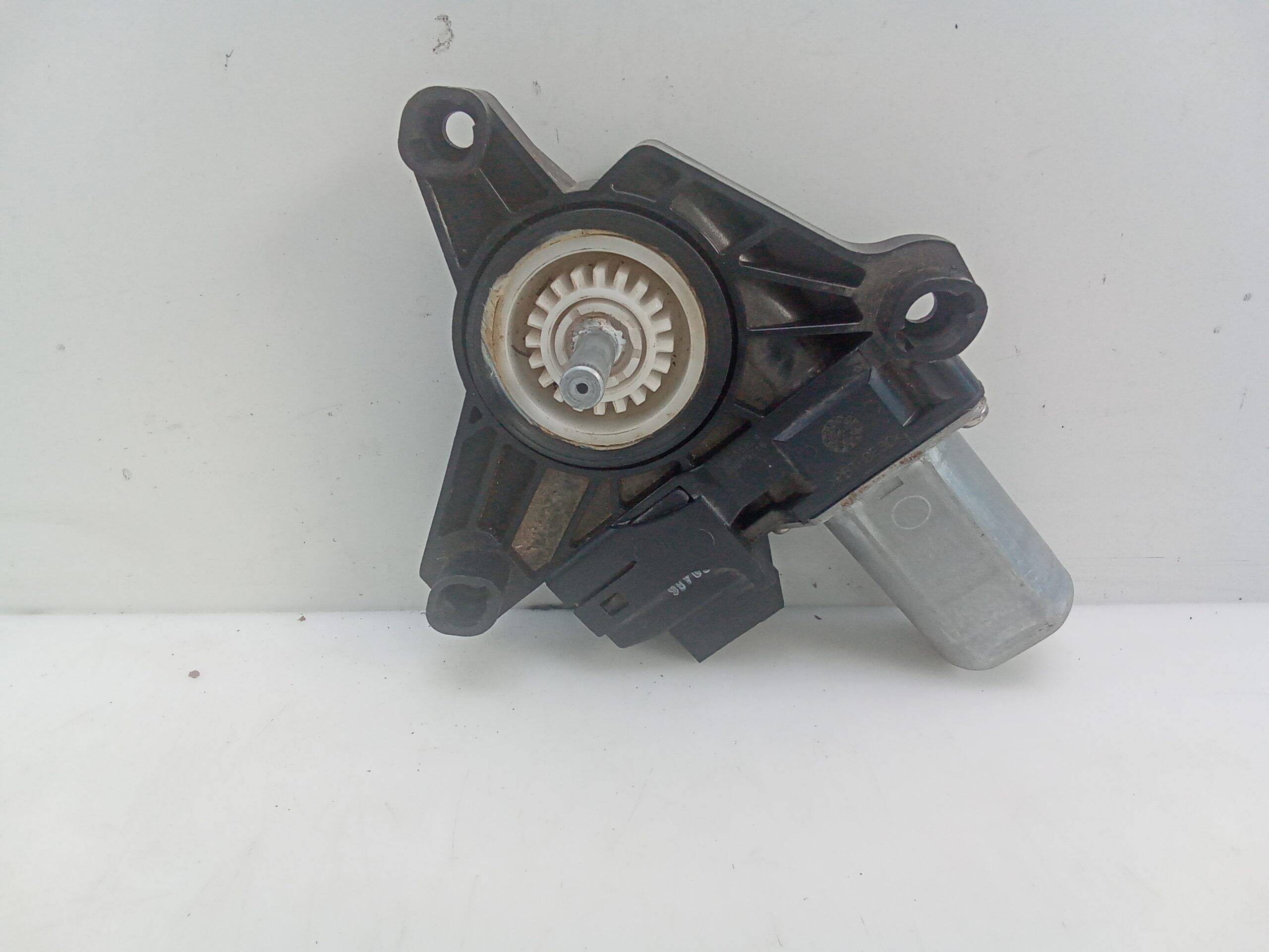 Motor elevalunas trasero derecho mercedes-benz clase gla (bm 156)(03.2014->)