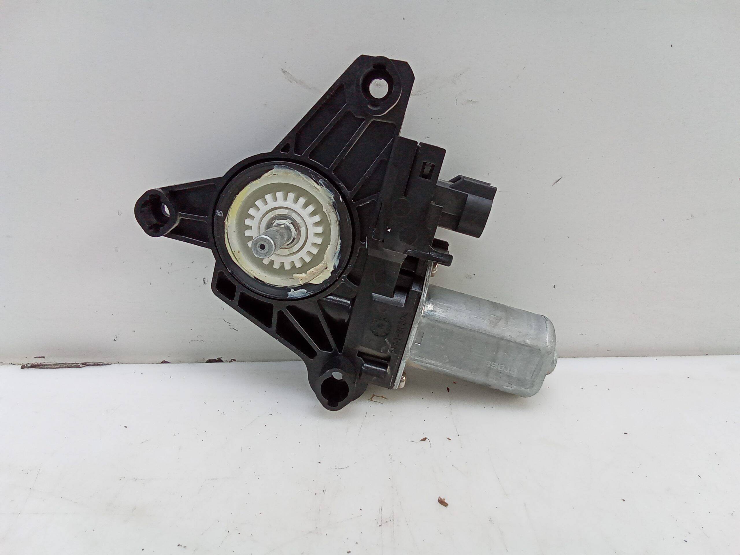 Motor elevalunas trasero izquierdo fiat 500x (334)(2014->)