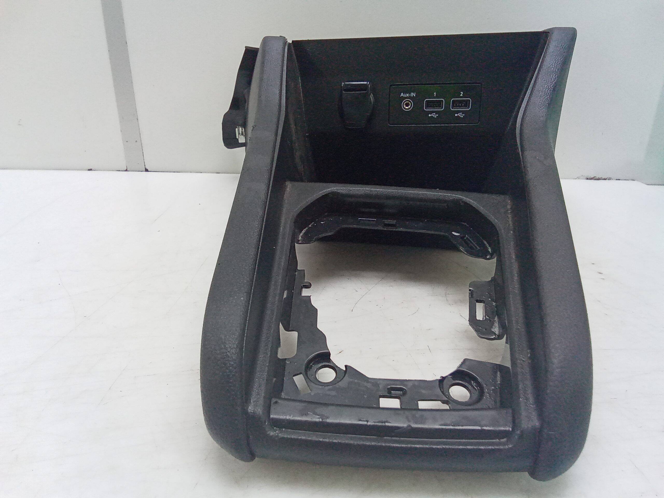 Embellecedor consola central renault clio v (08.2019->)