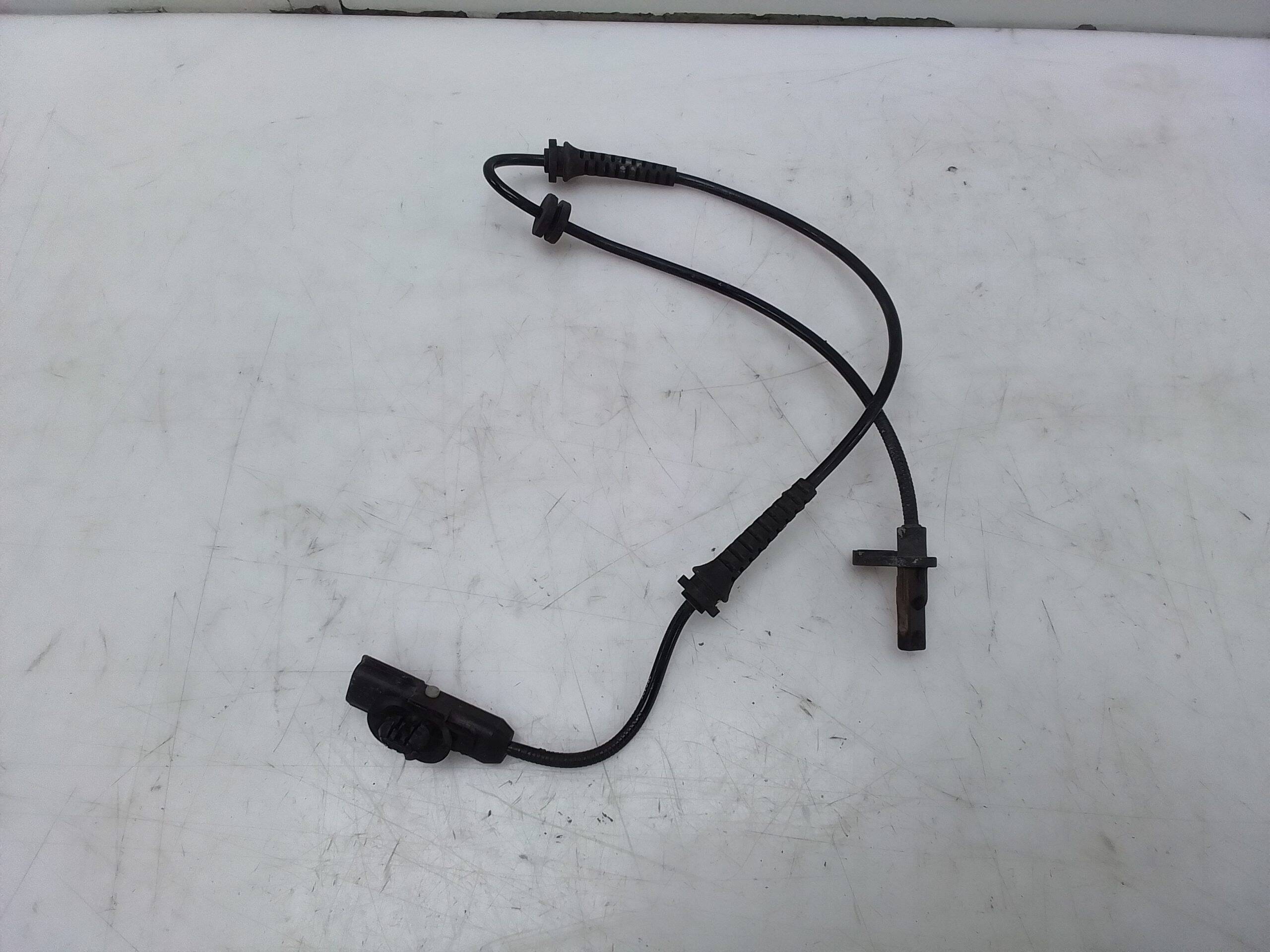 Sensor rueda abs renault clio v (08.2019->)