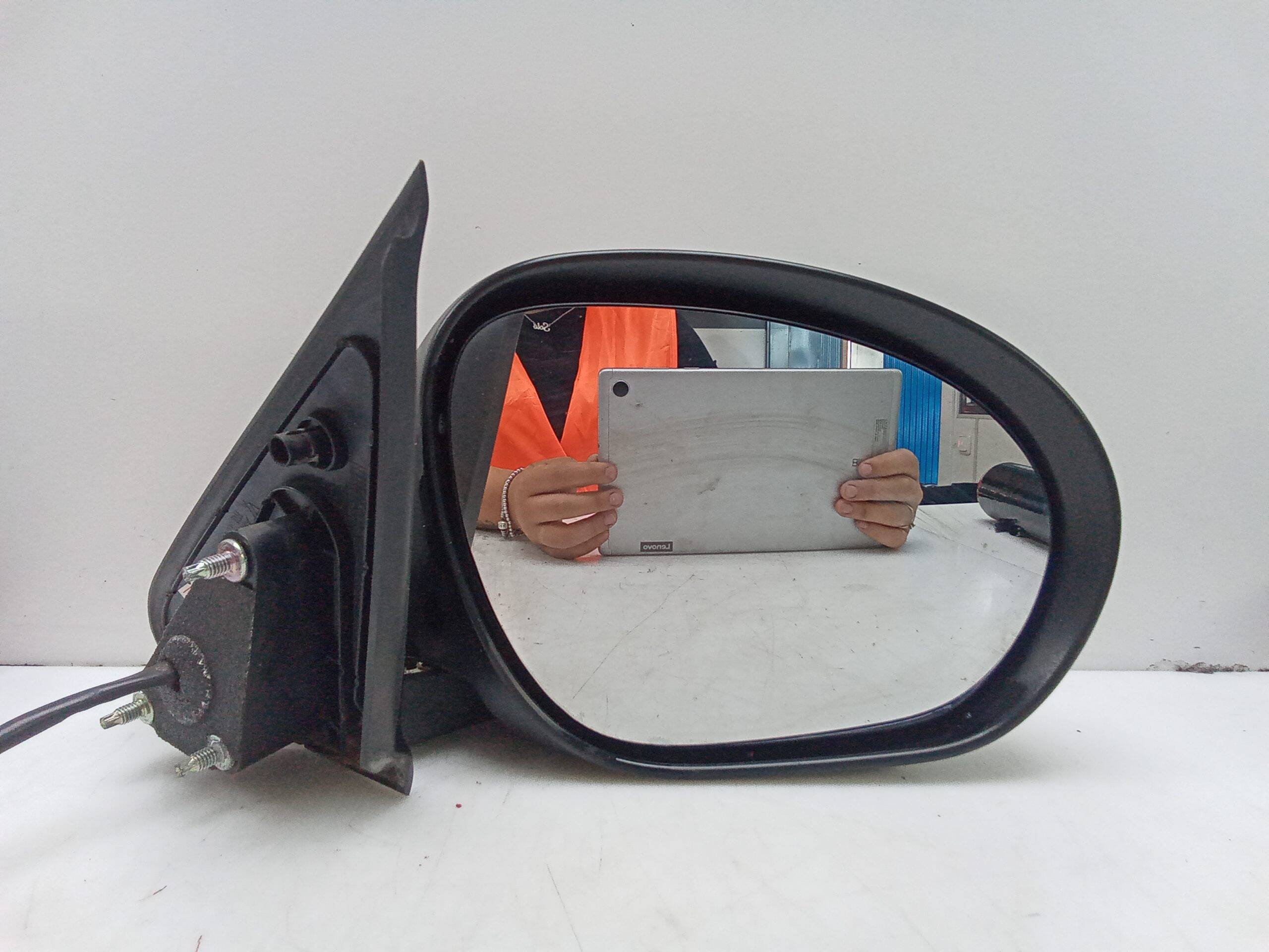 Retrovisor derecho nissan juke i (f15e)(06.2010->)