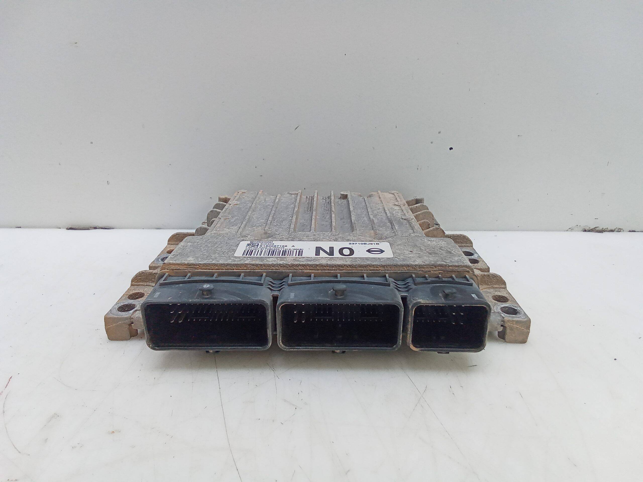 Centralita motor ecu nissan juke i (f15e)(06.2010->)