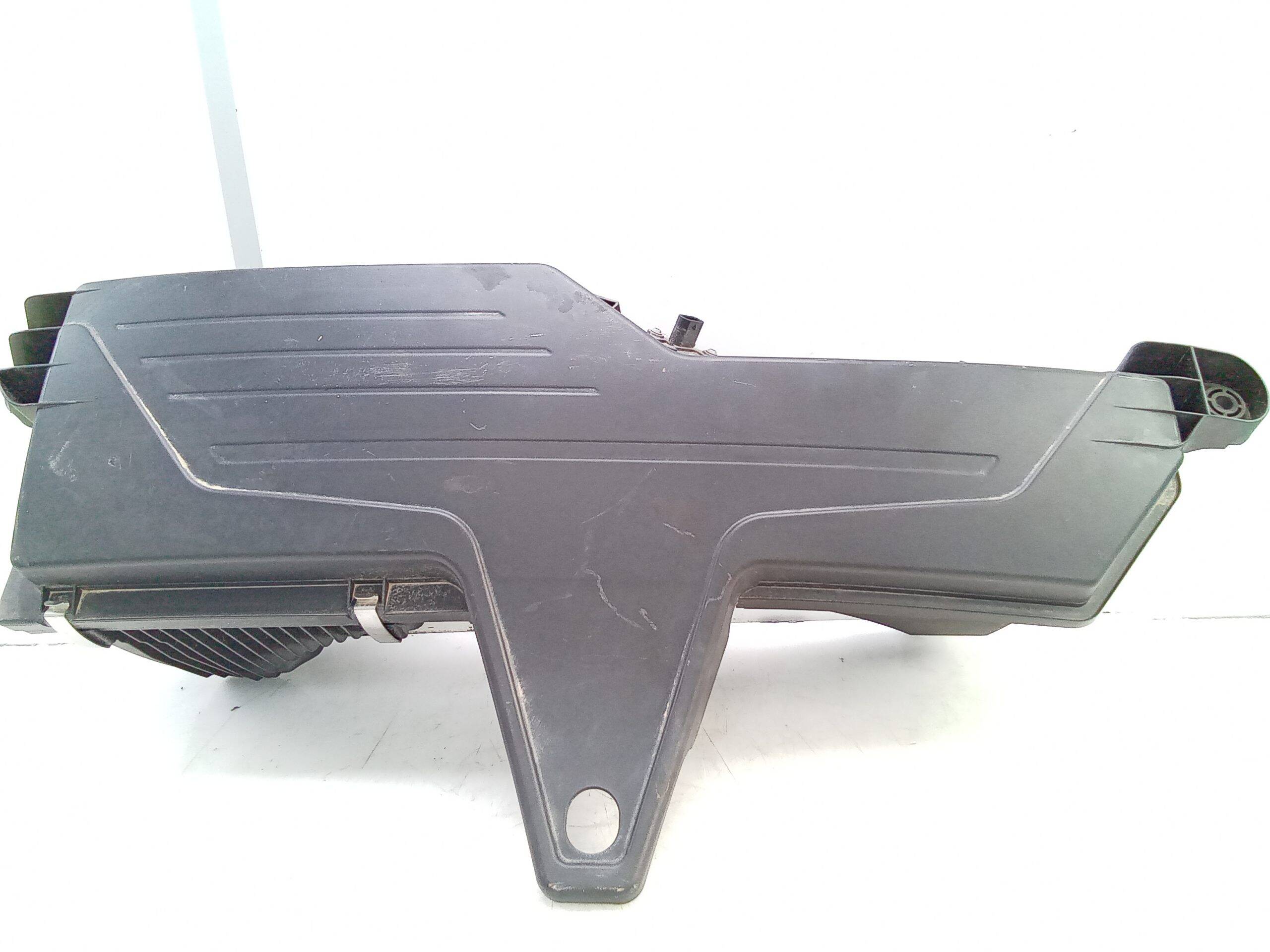 Caja filtro de aire bmw serie 2 coupe (f22)(2013->)