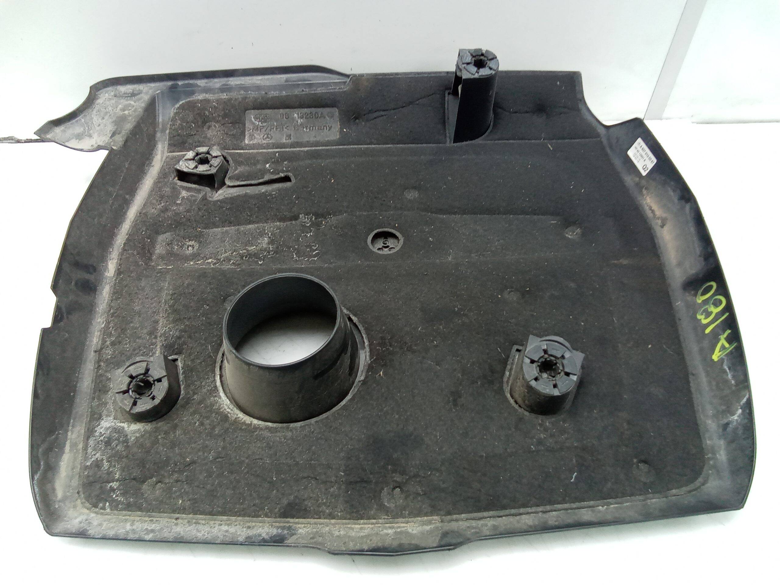 Tapa motor mercedes-benz clase a (bm 176)(06.2012->)