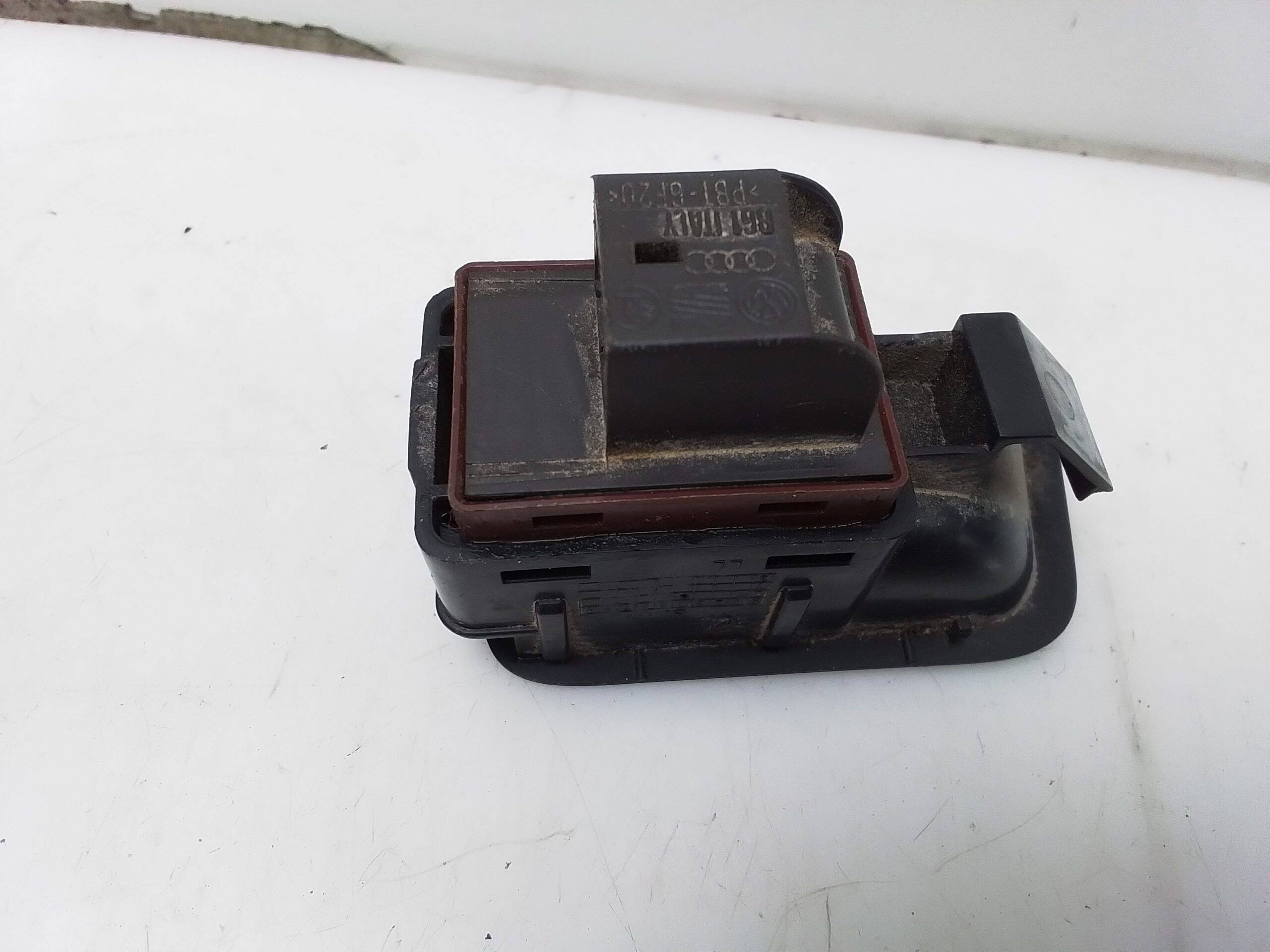 Interruptor apertura maletero audi a6 avant (4gd)(09.2014->)