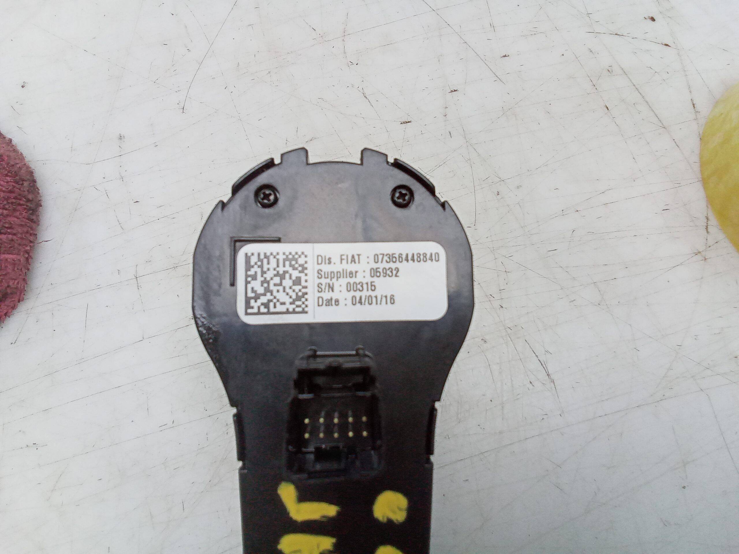 Interruptor alumbrado fiat 500x (334)(2014->)