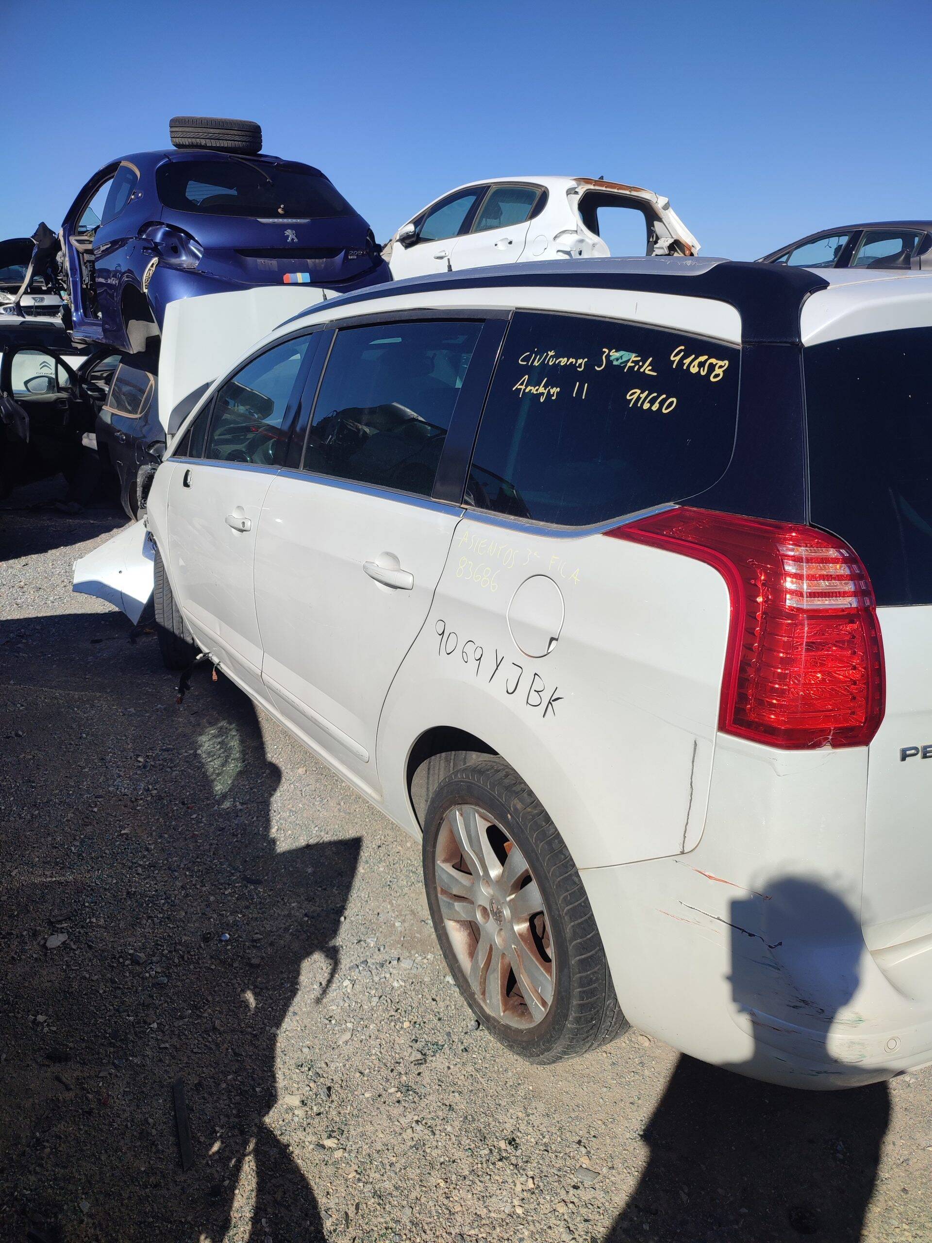 Mando elevalunas del izq peugeot 5008 (09.2009->)