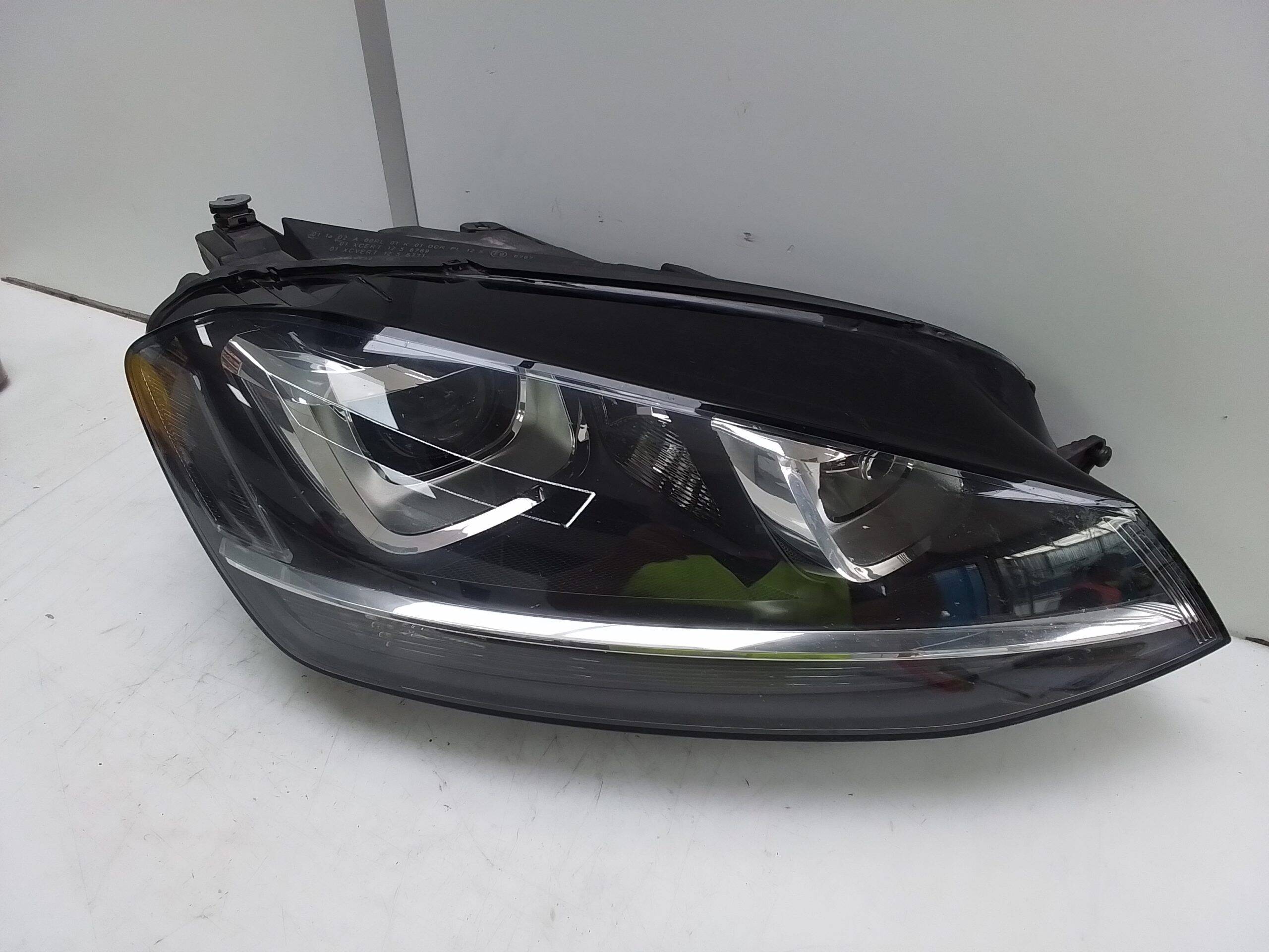 Faro del derecho xenon volkswagen golf vii (5g1/be1)(09.2012->)